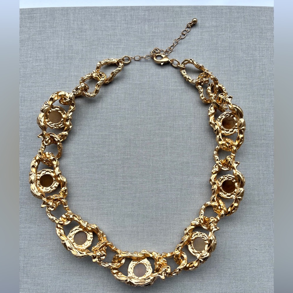 Textured Chain Statement Necklace - Picture 12 of 16